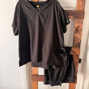 WonderWink Black Scrub Top and Joggers